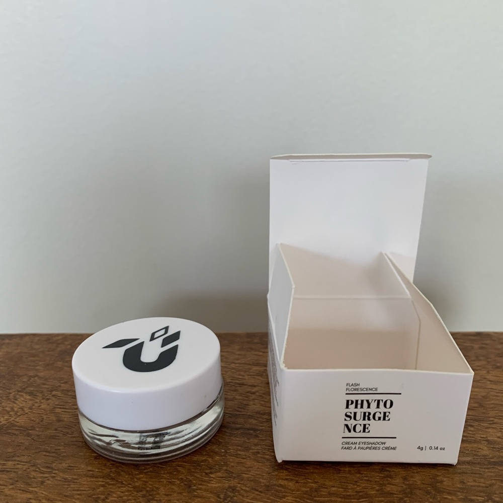 Phytosurgence Flash Florescence Cream Shadow in Potent Petal
